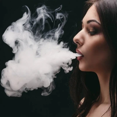 Koľkokrát je možné nabíjať cigaretovú batériu E -?